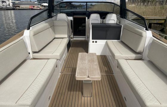 X-Yachts X-Power 33C