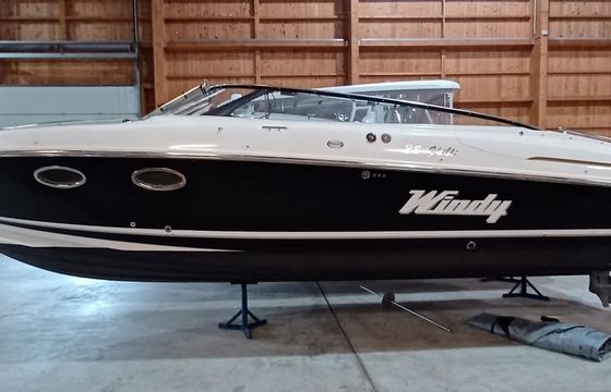 Windy 28 Ghibli