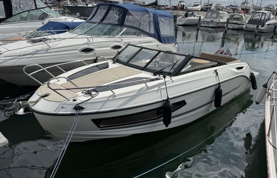 Quicksilver 755