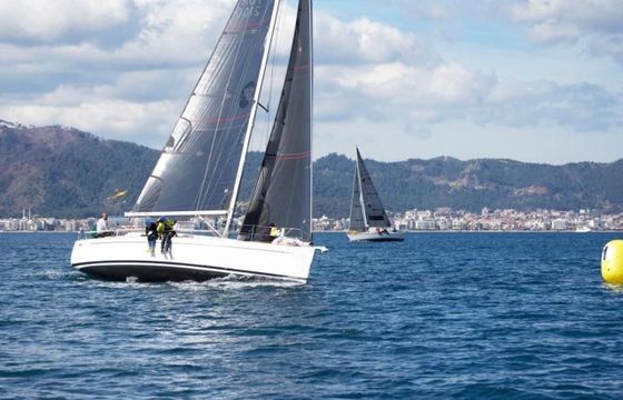 Grand Soleil 37 B&C