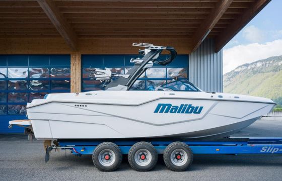 Malibu M230