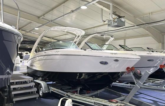 Regal LX 4 BOWRIDER AUßENBORDER