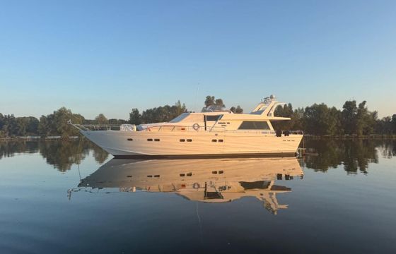 Cantieri di Pisa Akhir 20