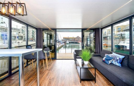 La Mare Apartboat XL Houseboat