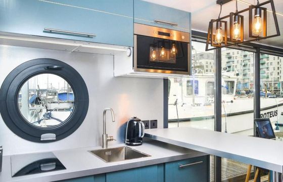 La Mare Apartboat XL Houseboat