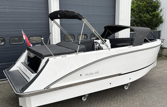 Maxima 640 Tender