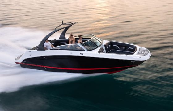 Four Winns HD3 Surf Edition