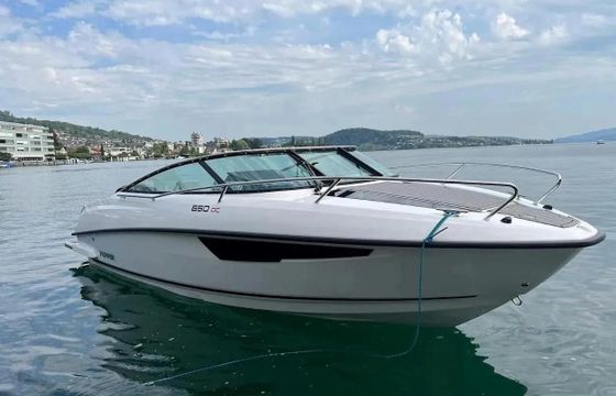 Flipper 650 Day Cruiser