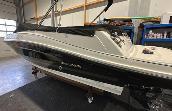 Bayliner VR 5 BOWRIDER - 4,5 V6 200 PS