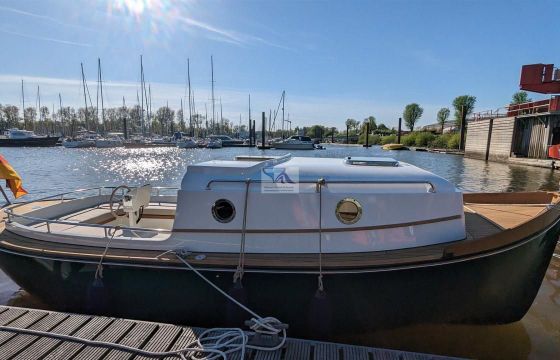Yachtwerft Hamburg GmbH Elektro Tuckerbo