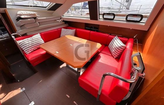 Wauquiez Pilot Saloon 48
