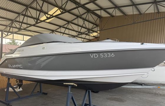 Olympic 580 BR ( Yamaha), mit Platz