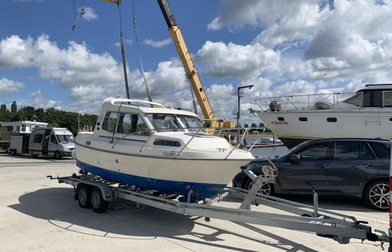 Bella 703