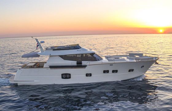 Monachus 70 Fly