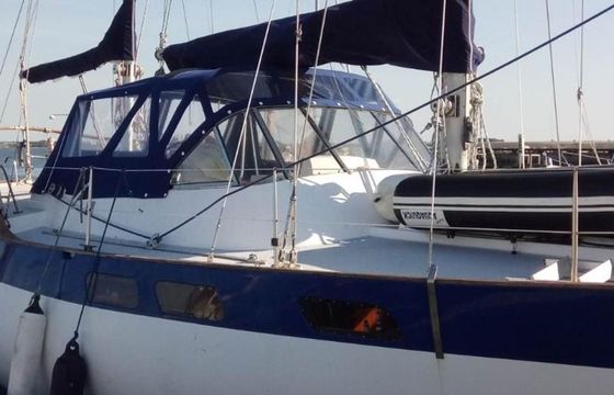 Amphora 38