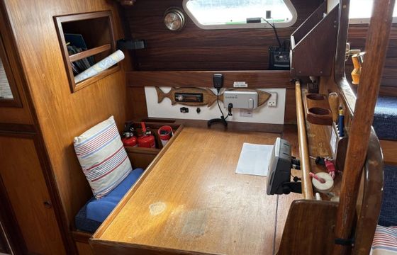 Amphora 38