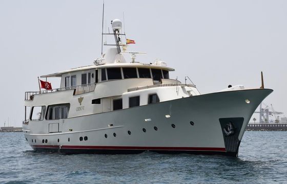 Custom Steel Gentlemen Yacht
