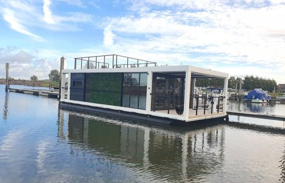 La Mare Modern 15 Houseboat