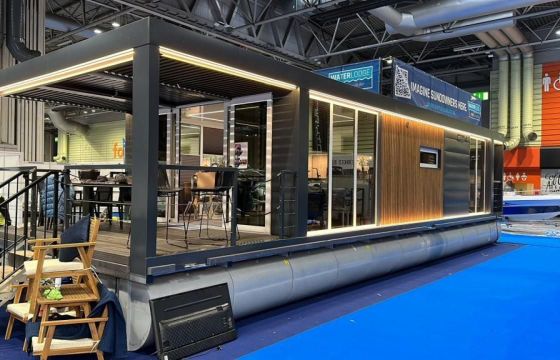 La Mare Modern 15 Houseboat