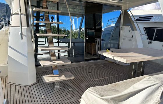 Prestige 680 Fly