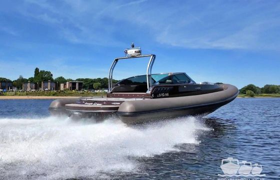 Arctic Blue 35 Cabin