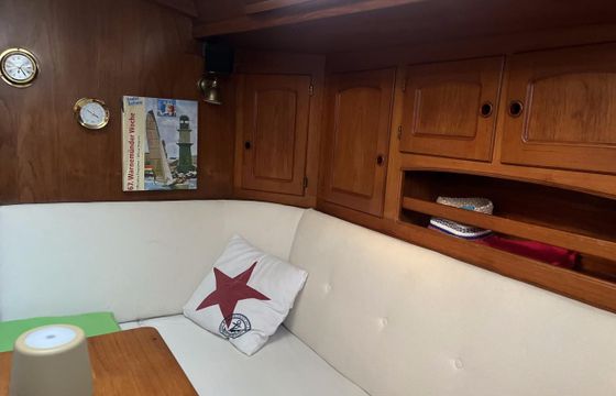 Helmsman Barracuda 35