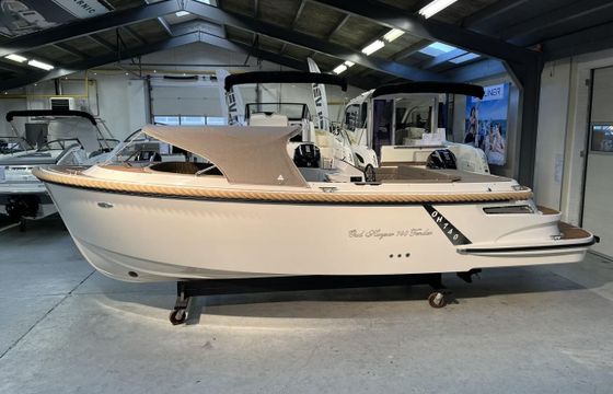 Oud-huijzer 740 Tender