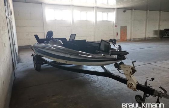 Stratos Boats 355 V