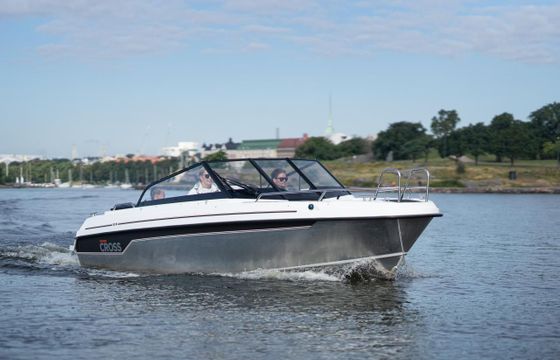 Yamarin Cross 62 BR
