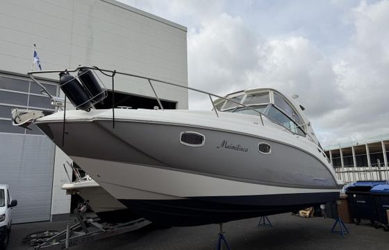 Chaparral 310 Signature