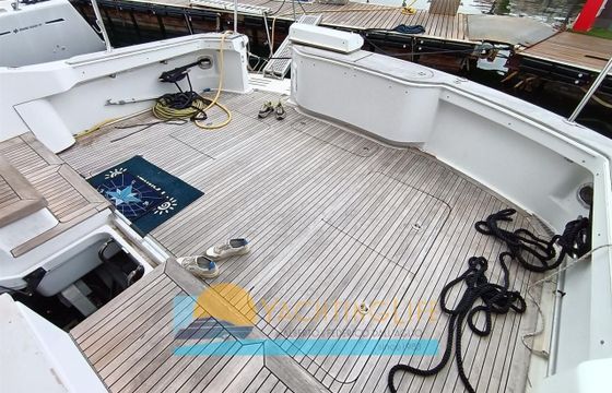 Hatteras 64 Convertible