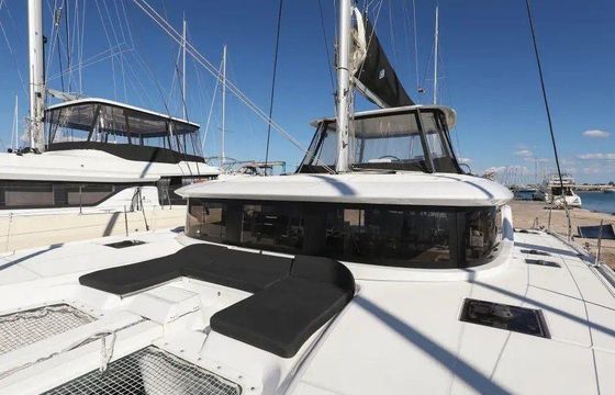 Groupe Beneteau Lagoon 46