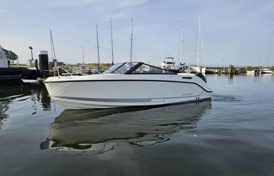 Quicksilver 675 Activ Cruiser