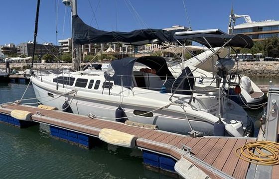 Hunter Marine 336