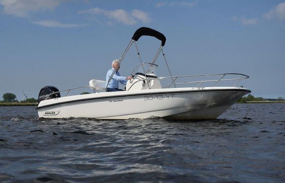Boston Whaler 170 Dauntless