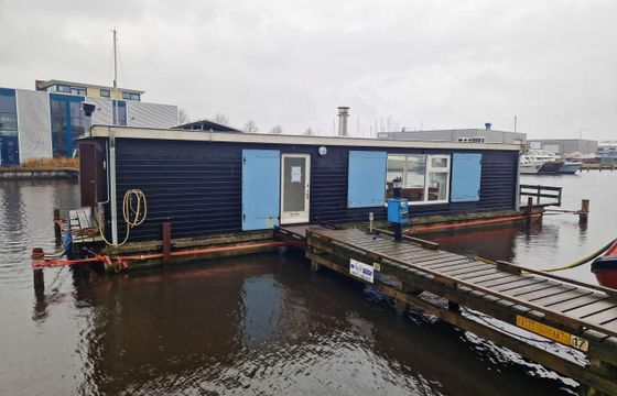 Woonark 16.00 Geen Vaste Ligplaats!