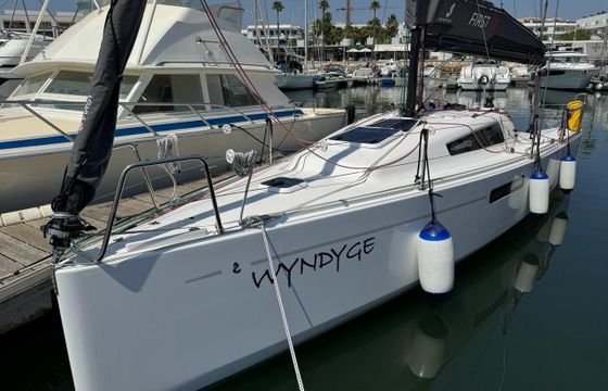Beneteau First 27