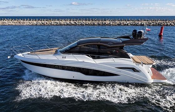 Galeon 425 HTS