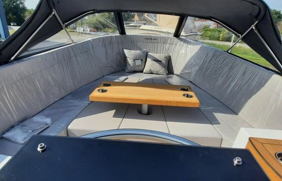 Corsiva 650 TENDER