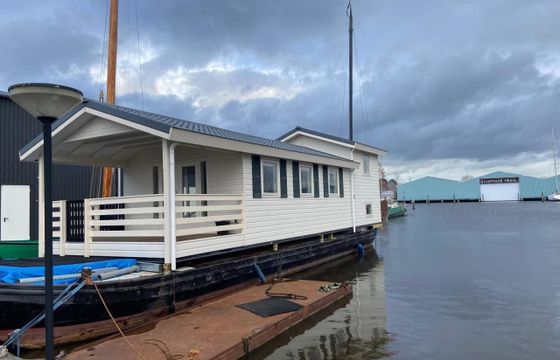 Woonark 17.00 Zonder Vaste Ligplaats
