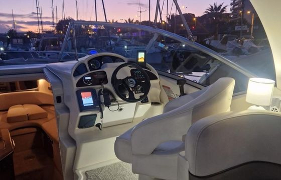 Sea Ray SUNDANCER 275