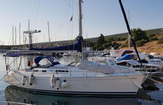 Dufour 32 Classic