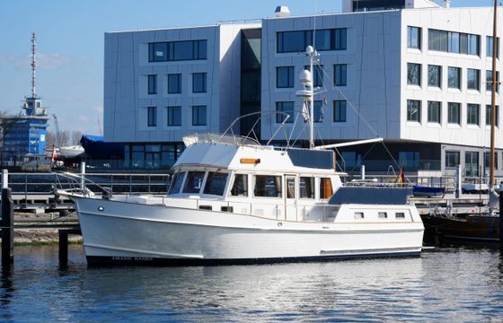 Grand Banks 46 Motor Yacht