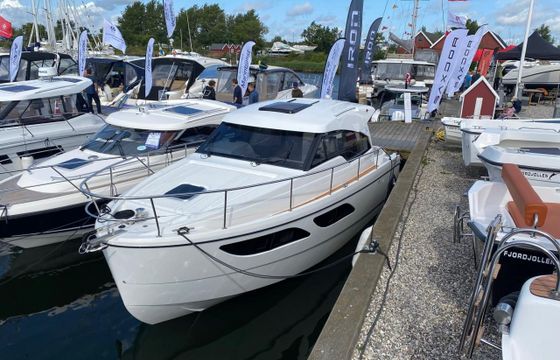 Rodman 31 Spirit HT Outboard