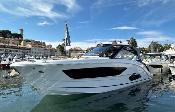 Sea Ray Sundancer 370