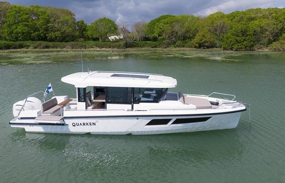 Quarken 35 Cabin Tourer