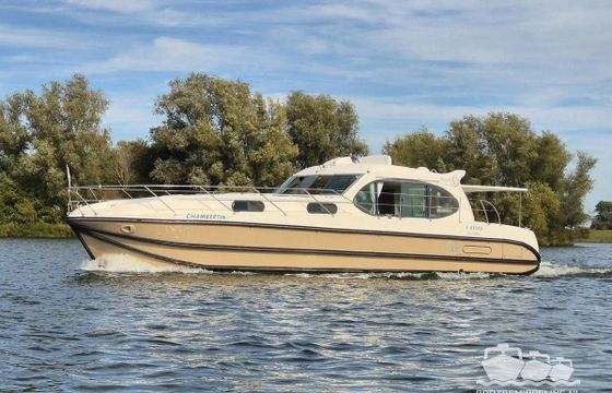 Nicols Yacht Sixto Prestige