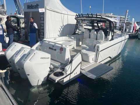 Wellcraft 28 Explorer