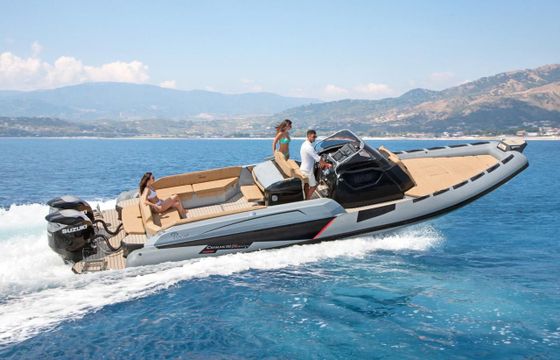 Ranieri Cayman 38.0 Executive