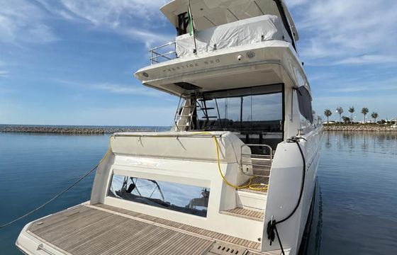 Jeanneau PRESTIGE 520 FLY (HARDTOP) 2025